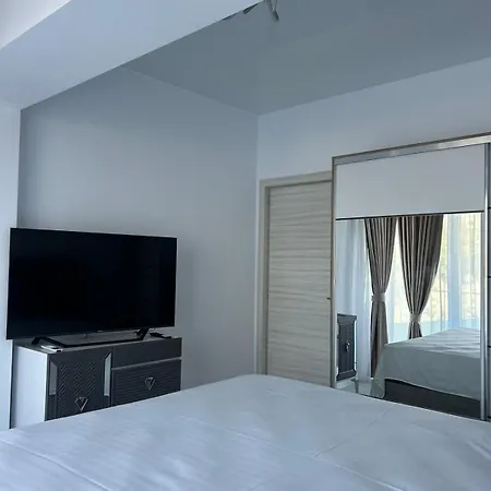 Luxury- Hf Mamaia Nord *